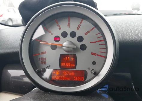 2010 Mini Cooper S z USA, uszkodzony, nr VIN WMWMF7C56ATX44697